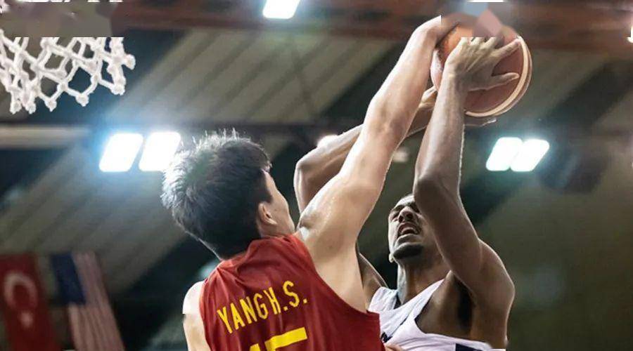 NBA球员呼吁球迷居家隔离，共同抗击疫情的简单介绍
